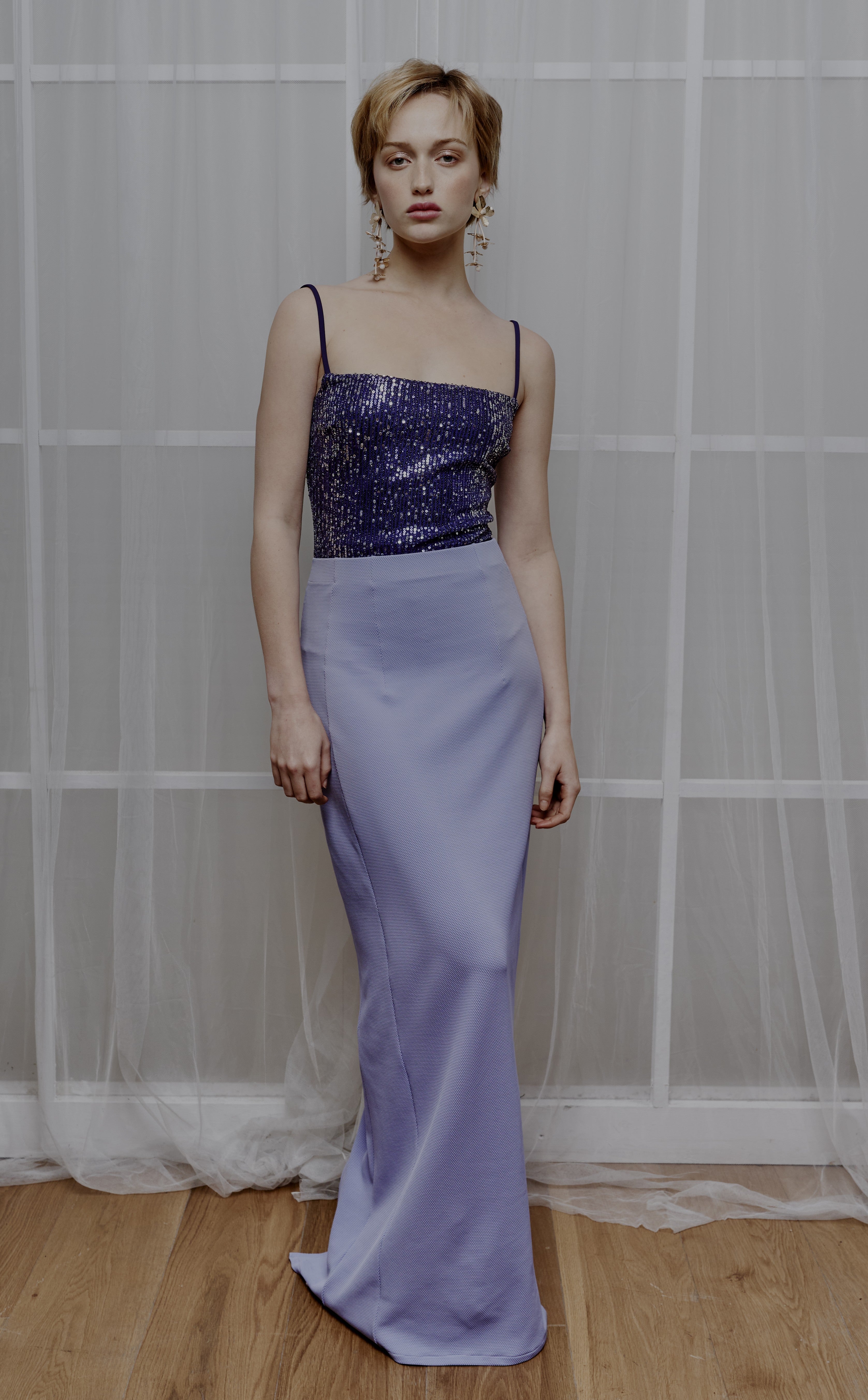 Long skirt with slit and detailed stitching